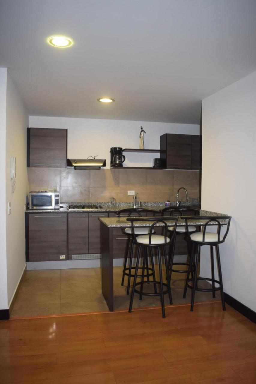 Deluxe Apartment Metroplaza Quito Exterior foto